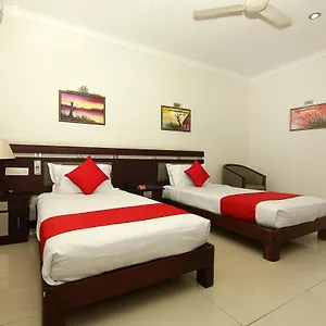 Hotel Oyo 8892 Kadambari Regency, Angamali